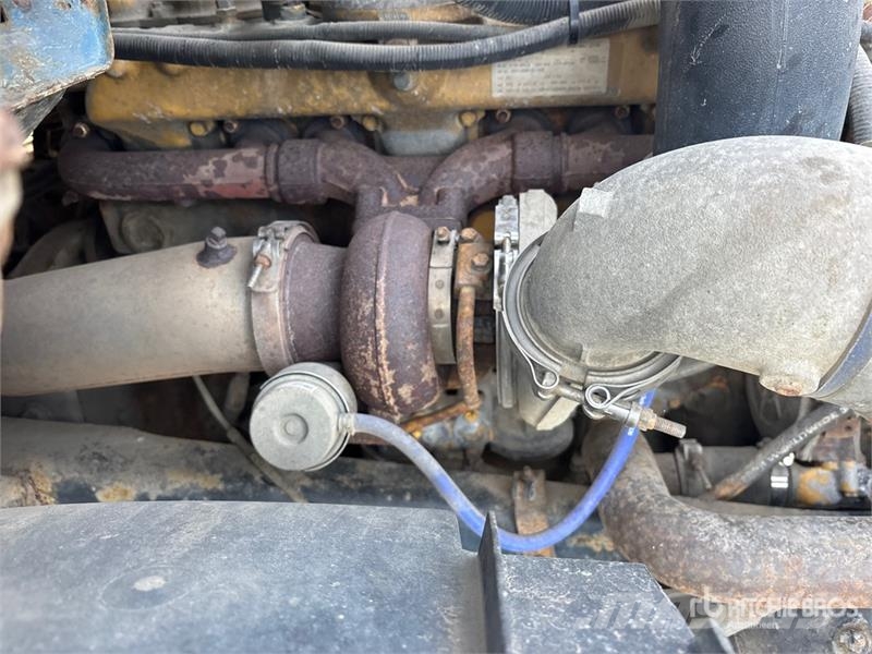 Sterling L9500 Camion con sponde ribaltabili