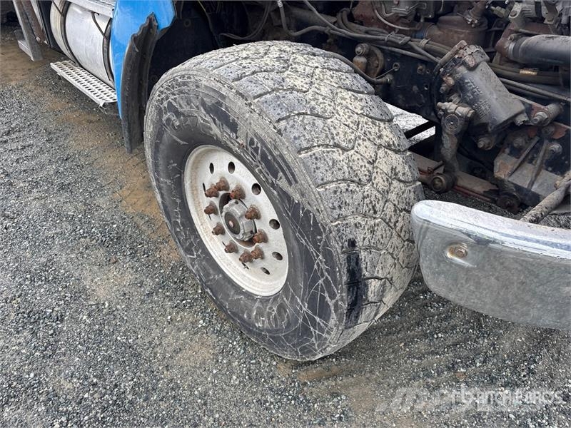 Sterling L9500 Автомобильные краны