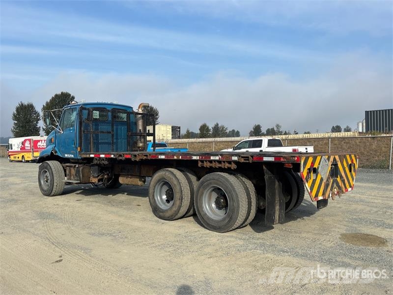 Sterling L9500 Camion con sponde ribaltabili