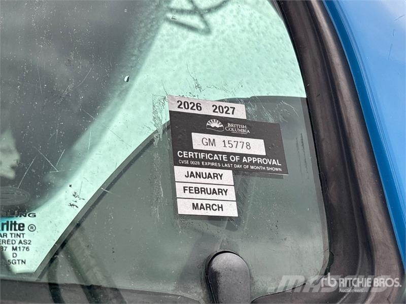 Sterling L9500 Автомобильные краны