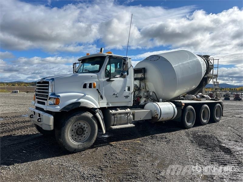 Sterling LT9500 Camion malaxeur