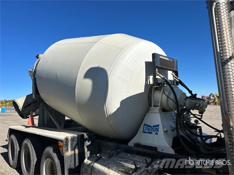 Sterling LT9500 Betonkeverők/Betonpumpák