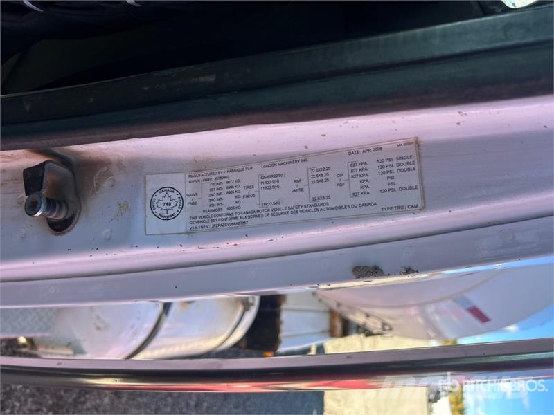 Sterling LT9500 Avtomešalci za beton