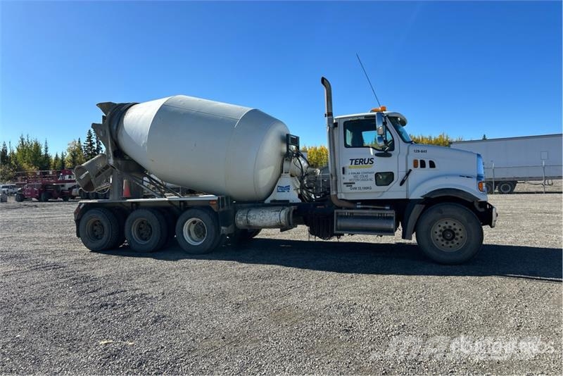 Sterling LT9500 Avtomešalci za beton