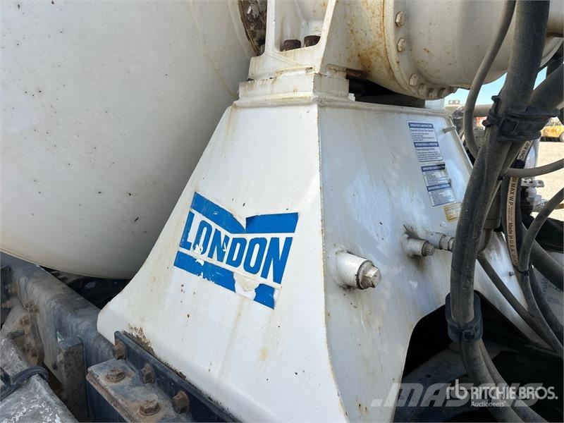 Sterling LT9500 Betonkeverők/Betonpumpák
