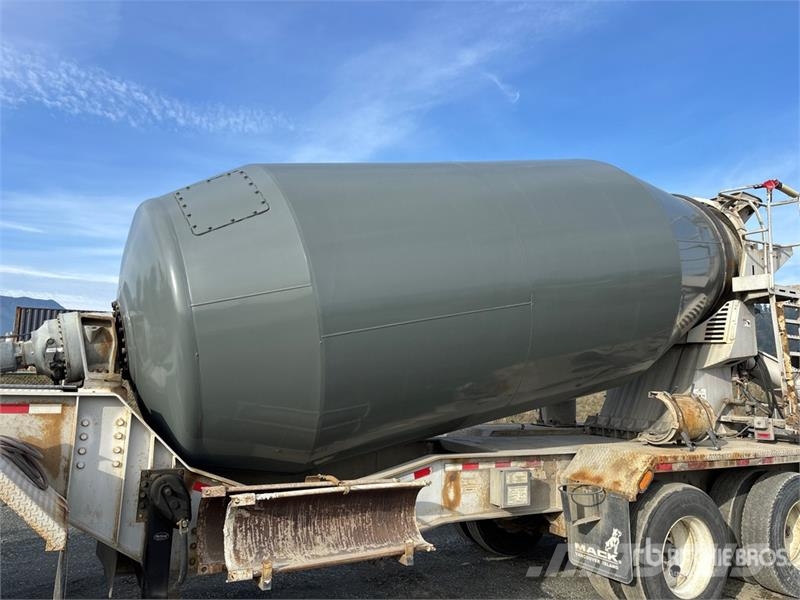 Sterling LT9500 Betonmixers en pompen