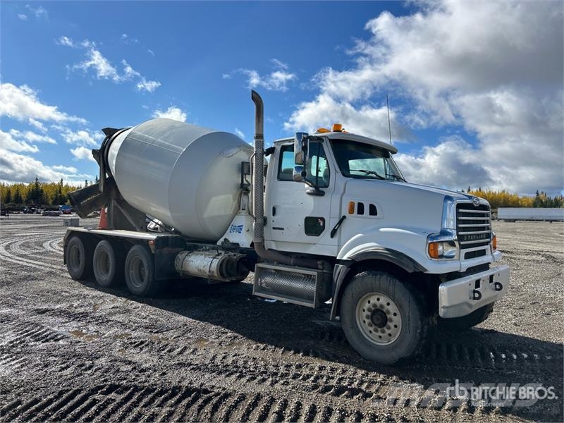 Sterling LT9500 Camion malaxeur