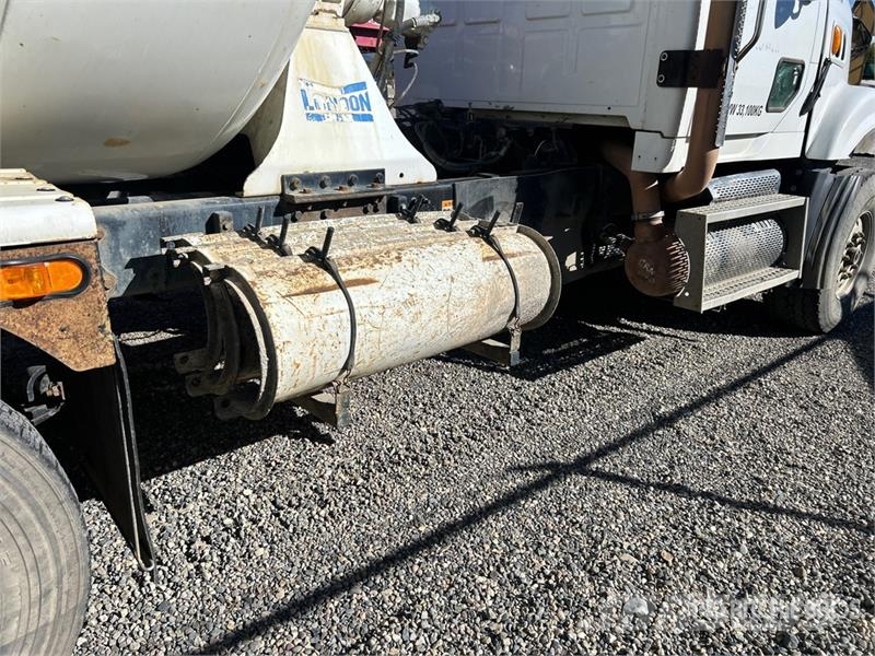 Sterling LT9500 Avtomešalci za beton