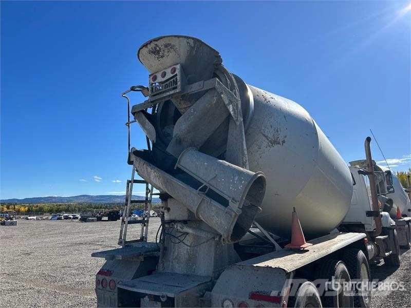 Sterling LT9500 Betonkeverők/Betonpumpák