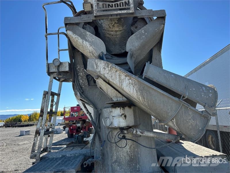 Sterling LT9500 Betonkeverők/Betonpumpák