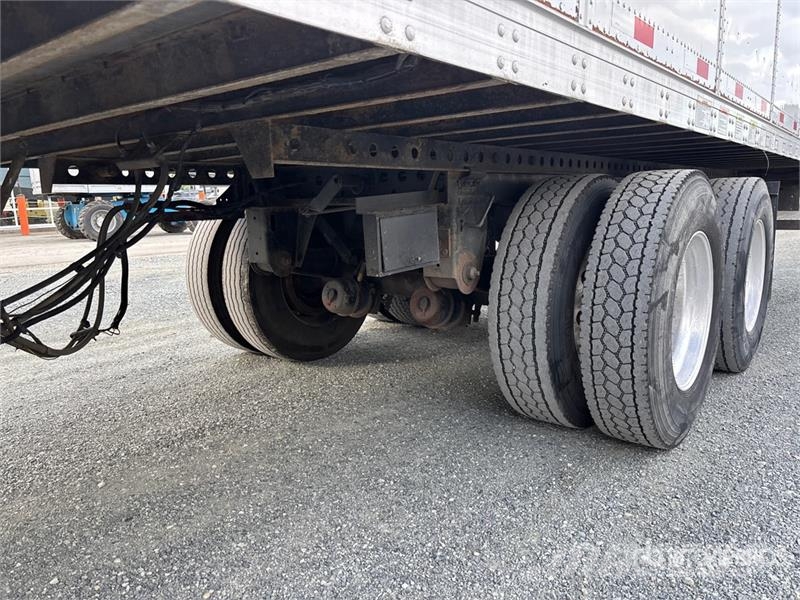 Stoughton 53 ft x 102 in T/A Van Trailer Прицепы-фургоны