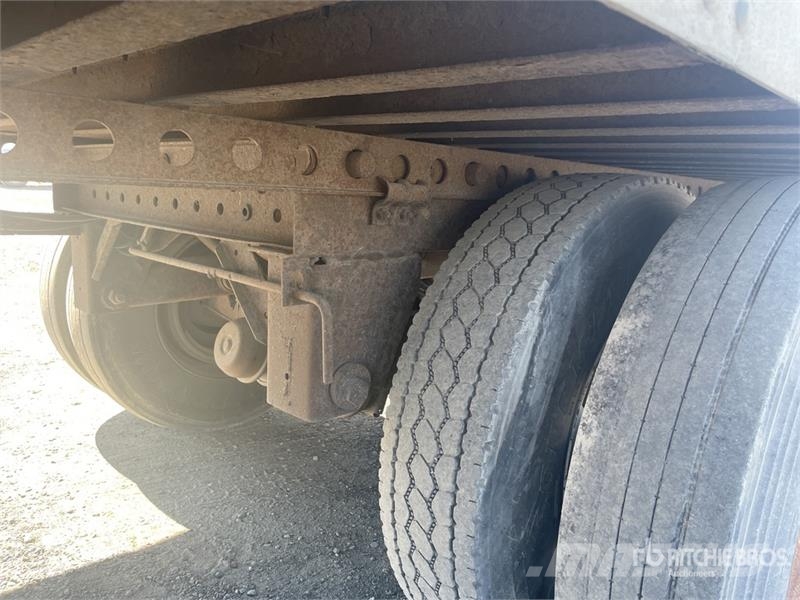 Stroughton 53 ft x 102 in T/A Van Trailer Dobozos pótkocsik
