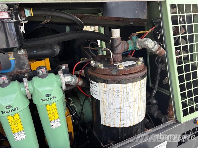 Sullair 400HDPQ-CU 425 cfm Mobile Air Compressor Compressores