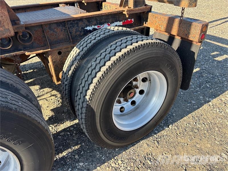 Superior 29 ft Quad/A Pole Log Trailer Holzanhänger