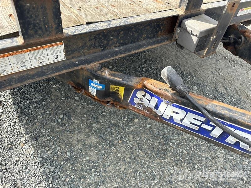 Suretrack 20 ft T/A Flatbed Trailer Platós / Ponyvás pótkocsik