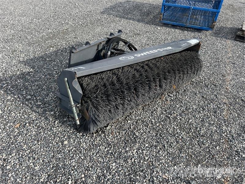 Sweepster 72 in Skid Steer Broom Süpürgeler