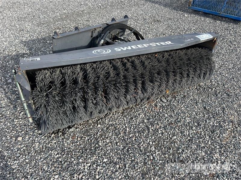 Sweepster 72 in Skid Steer Broom Süpürgeler