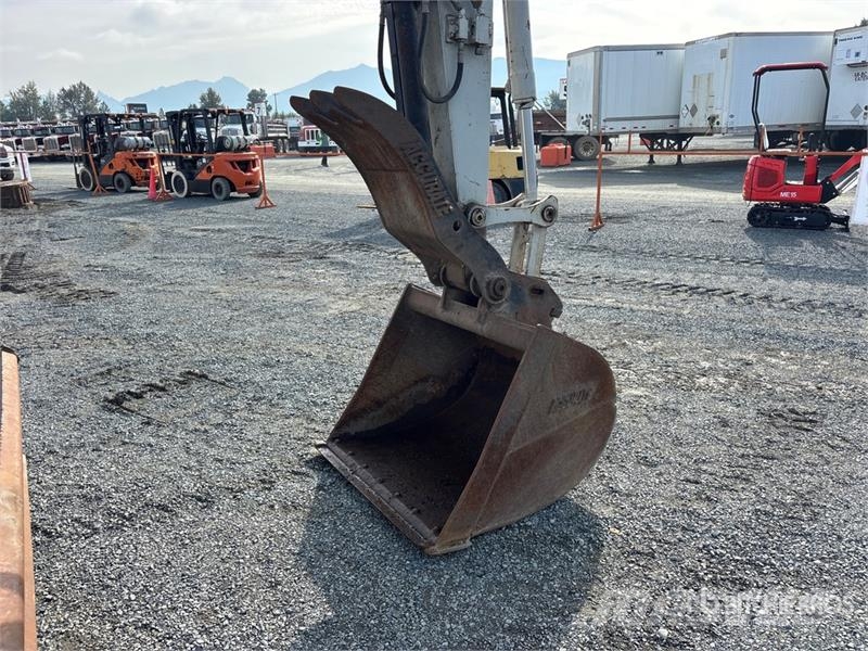 Takeuchi TB175W Pyöräkaivukoneet