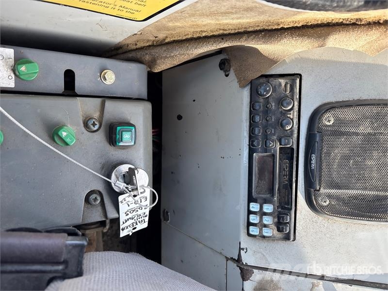 Takeuchi TB175W Pyöräkaivukoneet
