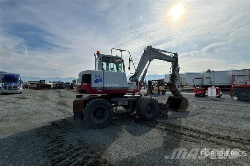 Takeuchi TB175W Pyöräkaivukoneet