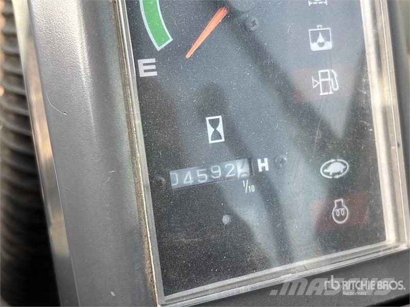 Takeuchi TB175W Pyöräkaivukoneet