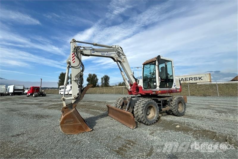 Takeuchi TB175W Pyöräkaivukoneet