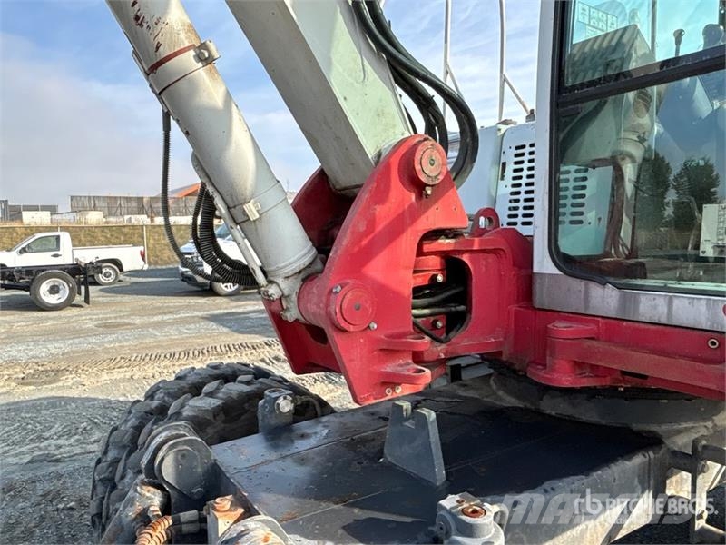 Takeuchi TB175W Pyöräkaivukoneet
