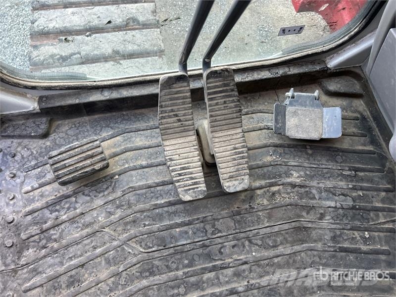 Takeuchi TB2150CS Tracked Excavator Raupenbagger