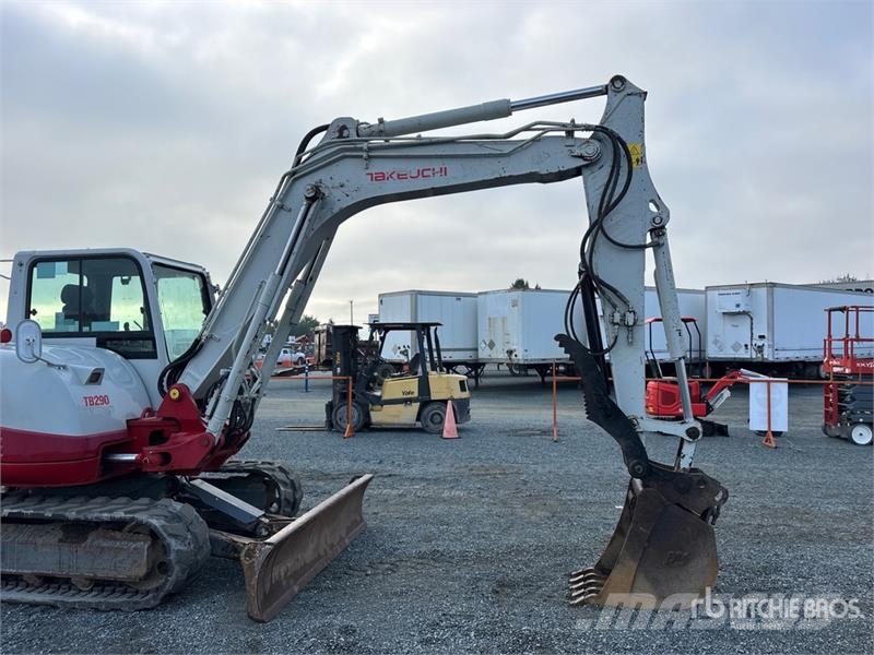 Takeuchi TB290 Roomikekskavaatorid