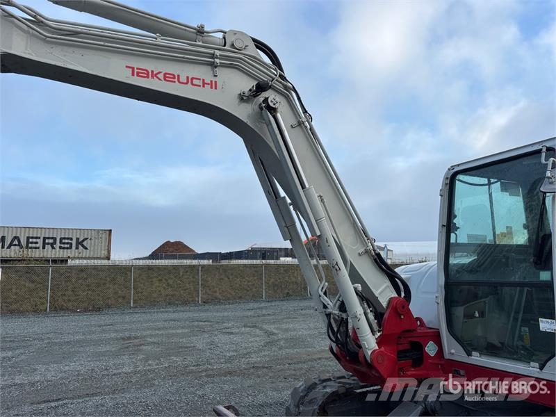 Takeuchi TB290 Roomikekskavaatorid