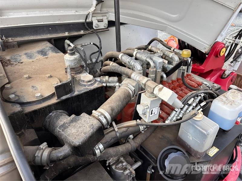 Takeuchi TB290 Roomikekskavaatorid