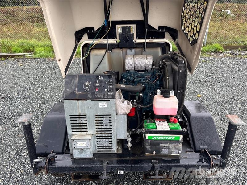 Terex RL4 Fénytornyok