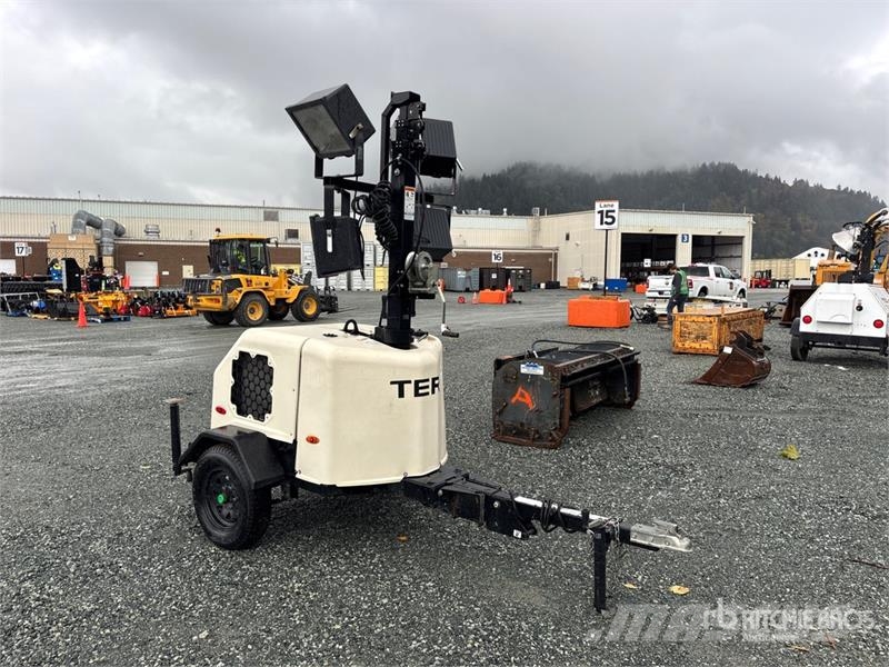Terex RL4 Fénytornyok