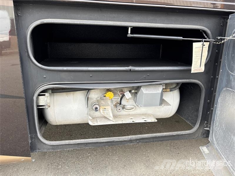 Tiffin Allegro Red 340 Motor Home Autofurgonai ir karavanai