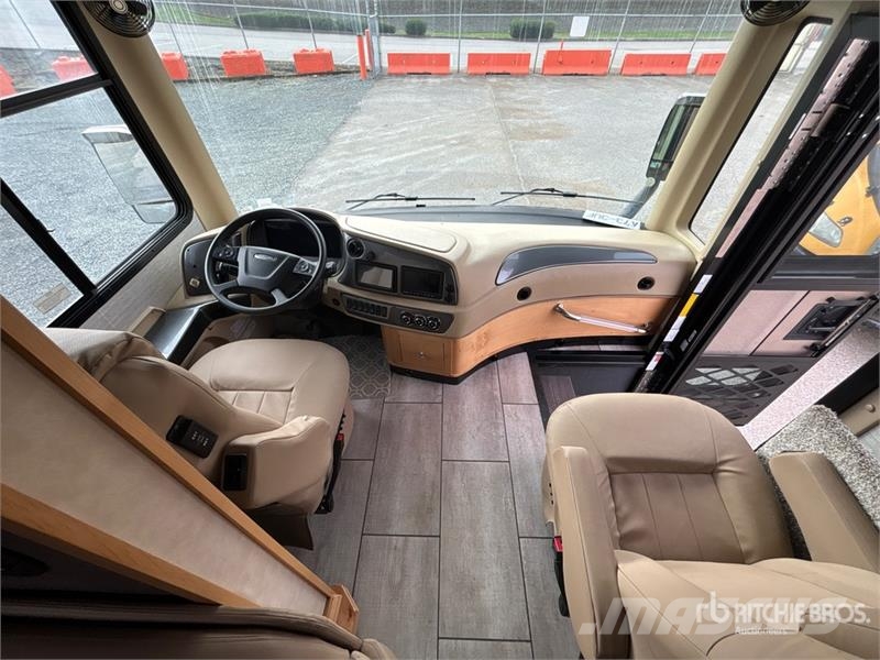 Tiffin Allegro Red 340 Motor Home Autofurgonai ir karavanai