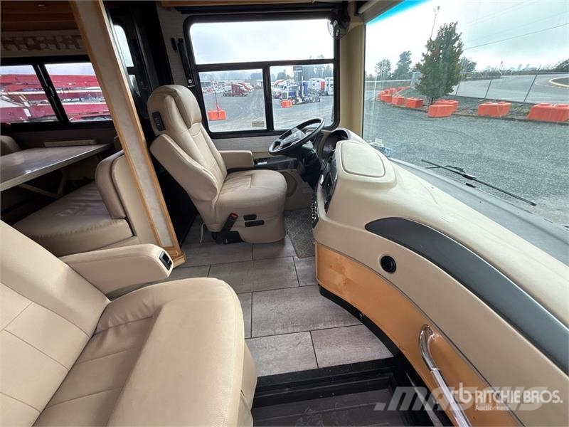 Tiffin Allegro Red 340 Motor Home Autofurgonai ir karavanai