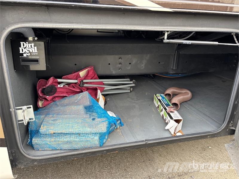 Tiffin Allegro Red 340 Motor Home Autofurgonai ir karavanai