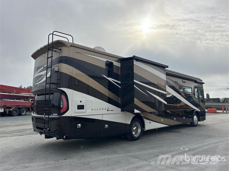 Tiffin Allegro Red 340 Motor Home Autofurgonai ir karavanai