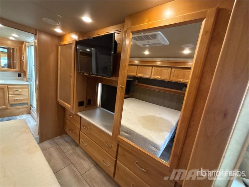 Tiffin Allegro Red 340 Motor Home Autofurgonai ir karavanai