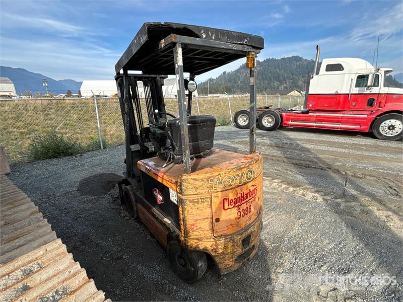 Toyota 30-5FBCH25 4700 lb Electric Forklift Elektritõstukid