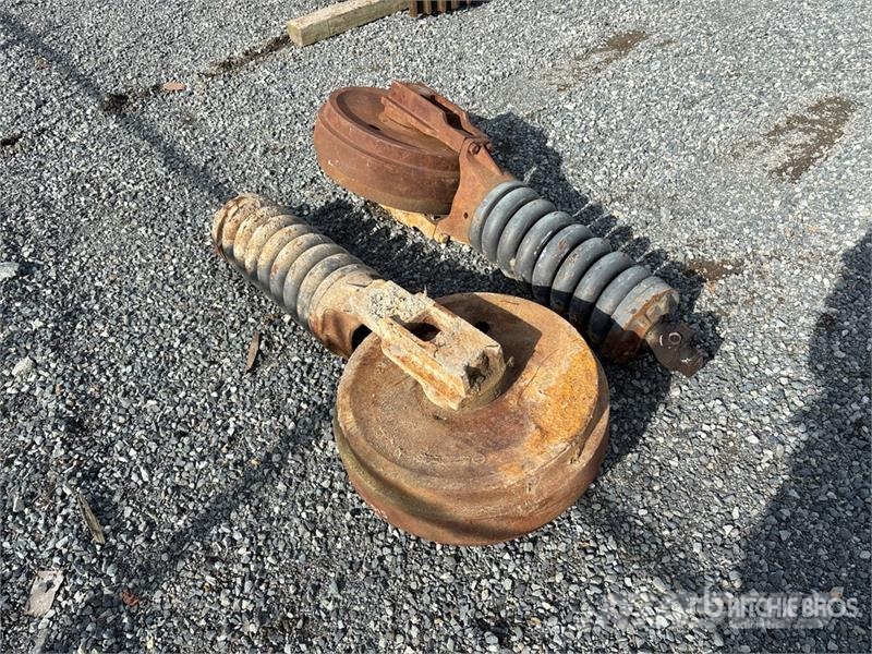 Track Idlers - Fits Volvo 290 Andre komponenter