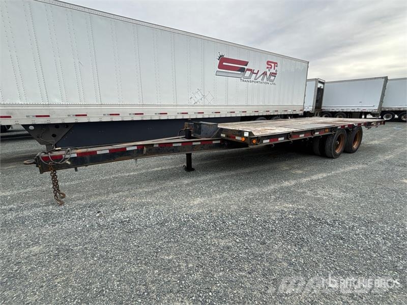 Trail King 24 ft T/A Flatbed Trailer Valníky