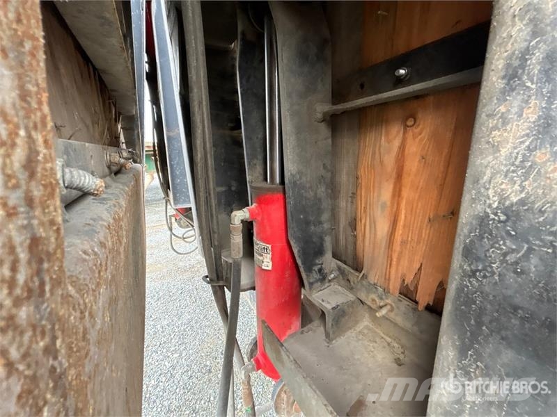 Trail King 29 ft Tri/A Tilt Deck Trailer Góndola de cama rebajada