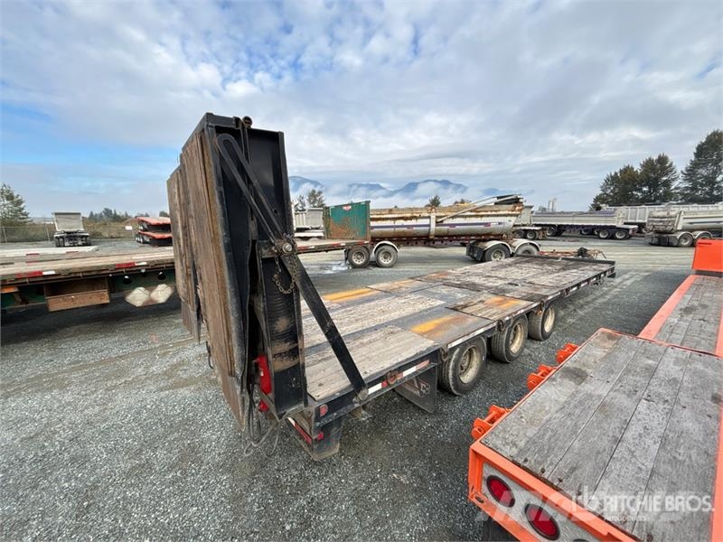 Trail King 29 ft Tri/A Tilt Deck Trailer Góndola de cama rebajada