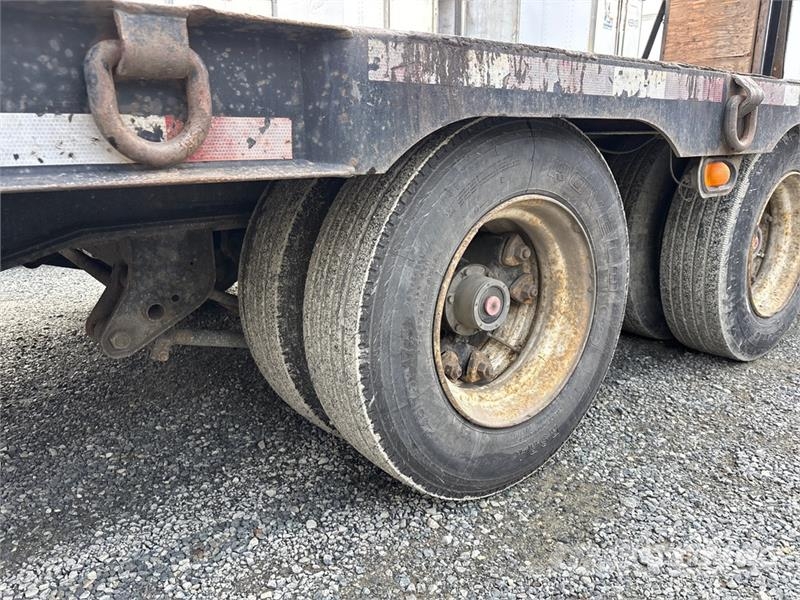Trail King 29 ft Tri/A Tilt Deck Trailer Góndola de cama rebajada