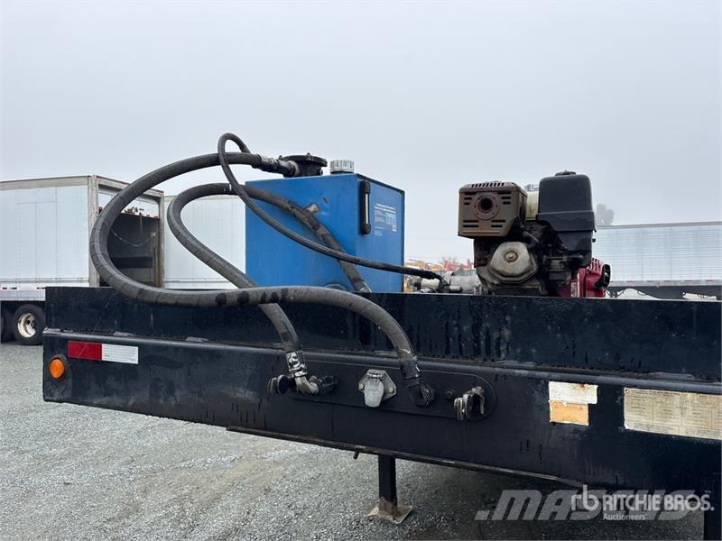 Trail King 48 ft T/A Hydraulic Tail Hydraulic Tail Trailer Lavetit