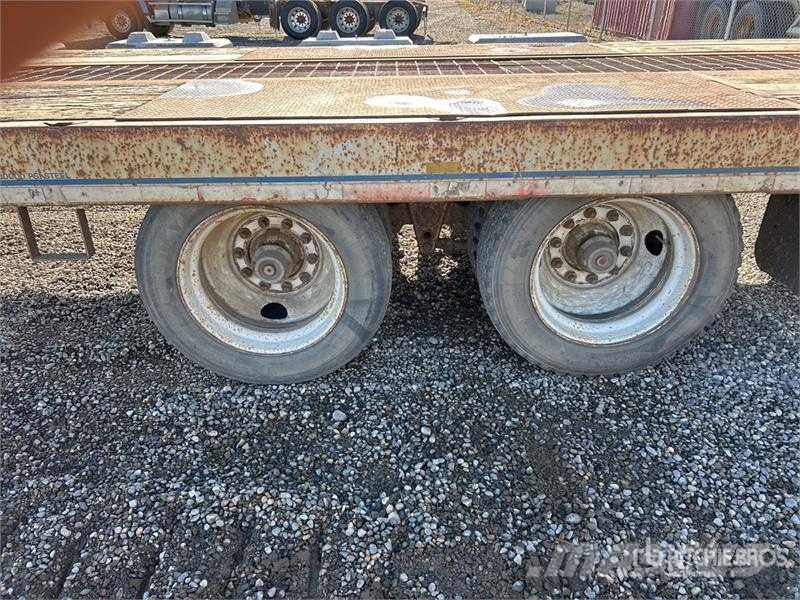 TrailMax 24 ft T/A Tilt Deck Trailer Низкорамные прицепы