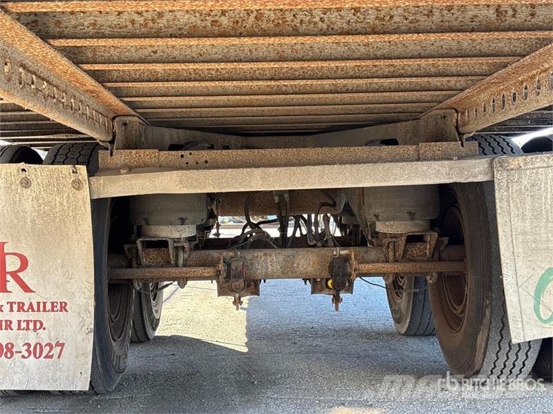 Trailmobile 53 ft x 102 in T/A Van Trailer Box body trailers