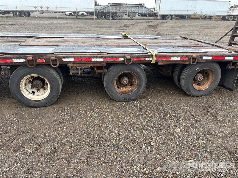 Tri/A Lowboy Trailer Tieflader