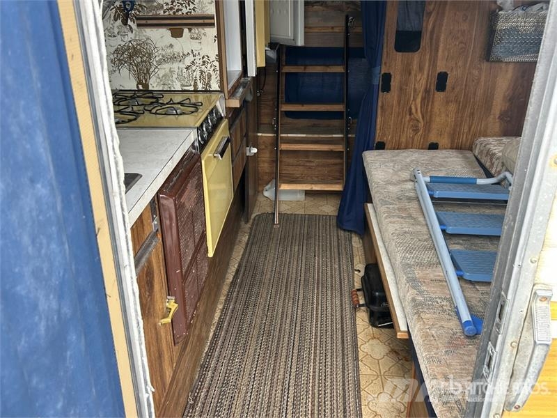  Ubilt T/A Hunting Trailer مقطورات أخرى